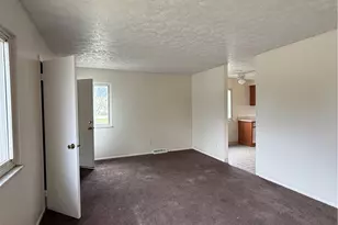 23740 Lakeshore Blvd, Euclid, OH 44123 - Photo 10
