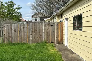 609 Fairground St, Caldwell, OH 43724 - Photo 2