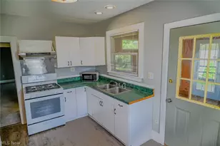 1423 32nd St, Parkersburg, WV 26104 - Photo 10