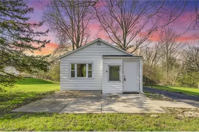 12316 Upper Sunset Drive, Garfield Heights, OH 44125 - Photo 1