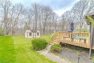 2989 Fair Oaks Dr, Norton, OH 44203 - Photo 2