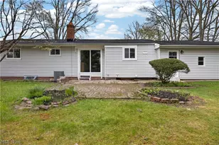 6580 Barton Rd, North Olmsted, OH 44070 - Photo 6
