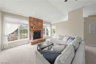 730 Woodlake Dr, Aurora, OH 44202 - Photo 10