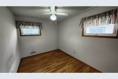 11531 Barrington Boulevard, Parma Heights, OH 44130 - Photo 14