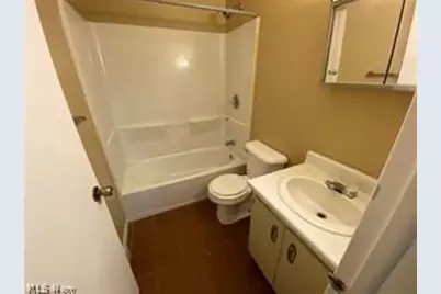 31 S State Street #2, Frazeysburg, OH 43822 - Photo 10