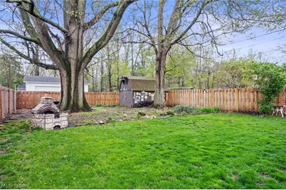121 Beck Road, Avon Lake, OH 44012 - Photo 4