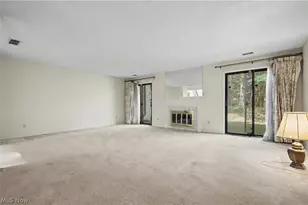 624 Hampton Ridge Dr, Akron, OH 44313 - Photo 10