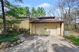 624 Hampton Ridge Dr, Akron, OH 44313 - Photo 46
