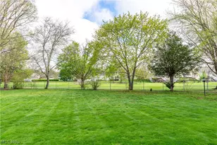 2491 Royal County Down Dr, Uniontown, OH 44685 - Photo 6