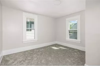 299 5th Street NW, Barberton, OH 44203 - Photo 18