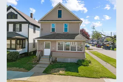 299 5th Street NW, Barberton, OH 44203 - Photo 1
