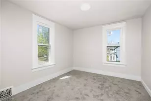 299 NW 5th Street NW, Barberton, OH 44203 - Photo 16