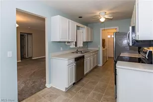 3513 E Prescott Cir, Cuyahoga Falls, OH 44223 - Photo 24