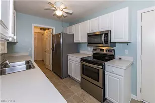 3513 E Prescott Cir, Cuyahoga Falls, OH 44223 - Photo 20