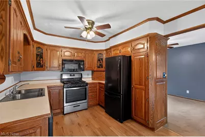 7432 Klingston Street NW, Massillon, OH 44646 - Photo 14