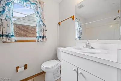 4910 & 4912 Yorkshire Avenue, Parma, OH 44134 - Photo 14