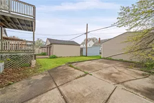 4910 & 4912 Yorkshire Ave, Parma, OH 44134 - Photo 34