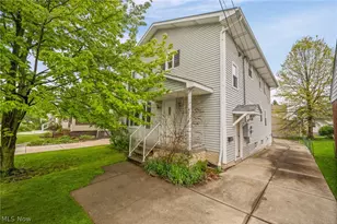 4910 & 4912 Yorkshire Ave, Parma, OH 44134 - Photo 2