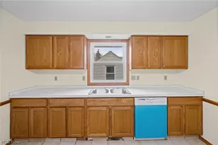 4910 & 4912 Yorkshire Ave, Parma, OH 44134 - Photo 16