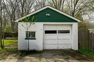 17812 Dalewood Ave, Maple Heights, OH 44137 - Photo 20