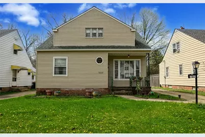 17812 Dalewood Avenue, Maple Heights, OH 44137 - Photo 1