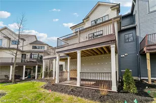 2405 Edgewood Trce, Pepper Pike, OH 44124 - Photo 44