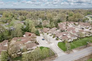 22156 Meadowsouth Ct, Strongsville, OH 44149 - Photo 4