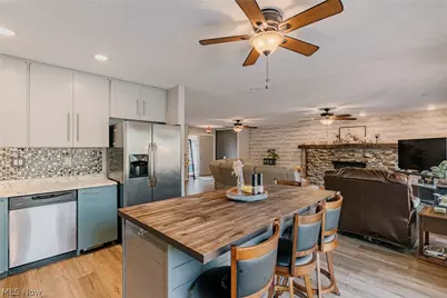 22156 Meadowsouth Court, Strongsville, OH 44149 - Photo 14