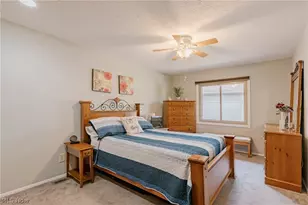 22156 Meadowsouth Ct, Strongsville, OH 44149 - Photo 18