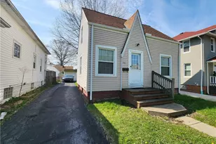 19850 Ormiston Ave, Euclid, OH 44119 - Photo 2