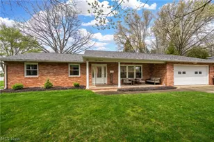 819 E 5th St, Dover, OH 44622 - Photo 2