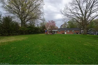 819 E 5th Street, Dover, OH 44622 - Photo 10