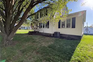 135 Overbaugh Ave, St Clairsville, OH 43950 - Photo 4