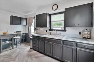 131 Melrose Ave, Boardman, OH 44512 - Photo 8
