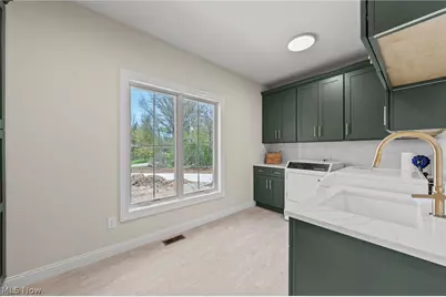 5084 Neptune Oval, Solon, OH 44139 - Photo 18