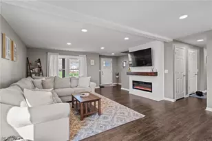 5242 Aster Ave NE, Canton, OH 44705 - Photo 14