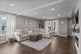 5242 Aster Ave NE, Canton, OH 44705 - Photo 12