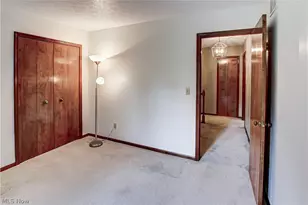 77 Carr Rd, Hinckley, OH 44233 - Photo 24