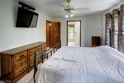 77 Carr Road, Hinckley, OH 44233 - Photo 12