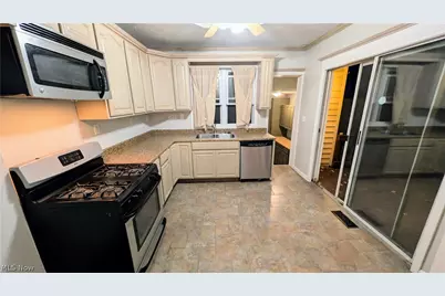 6989 Reed Road, Conneaut, OH 44030 - Photo 4