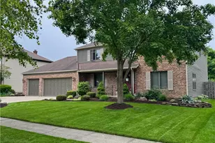 14666 Regency Dr, Strongsville, OH 44149 - Photo 2