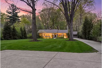 4499 Dover Center Road, North Olmsted, OH 44070 - Photo 2