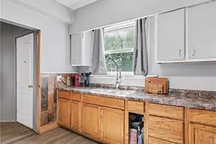 2012 Harmont Ave NE, Canton, OH 44705 - Photo 6