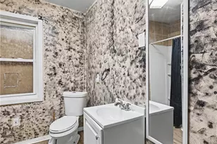 2012 Harmont Ave NE, Canton, OH 44705 - Photo 10