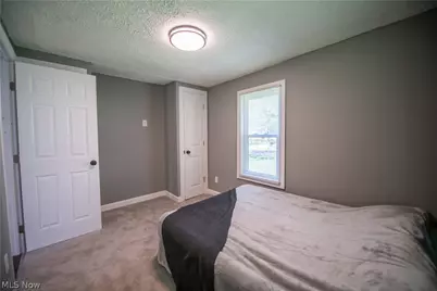 324 Charlotte Avenue SE, Canton, OH 44707 - Photo 10
