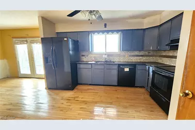 20051 Hillcrest Drive, Euclid, OH 44117 - Photo 16