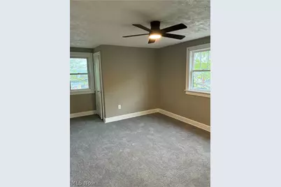 18 Youtz Avenue, Akron, OH 44301 - Photo 16