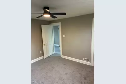18 Youtz Avenue, Akron, OH 44301 - Photo 14