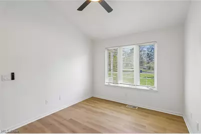 710 Erie Road, Eastlake, OH 44095 - Photo 20