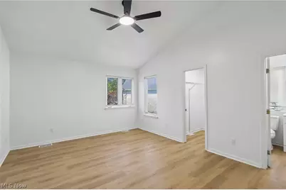 710 Erie Road, Eastlake, OH 44095 - Photo 30